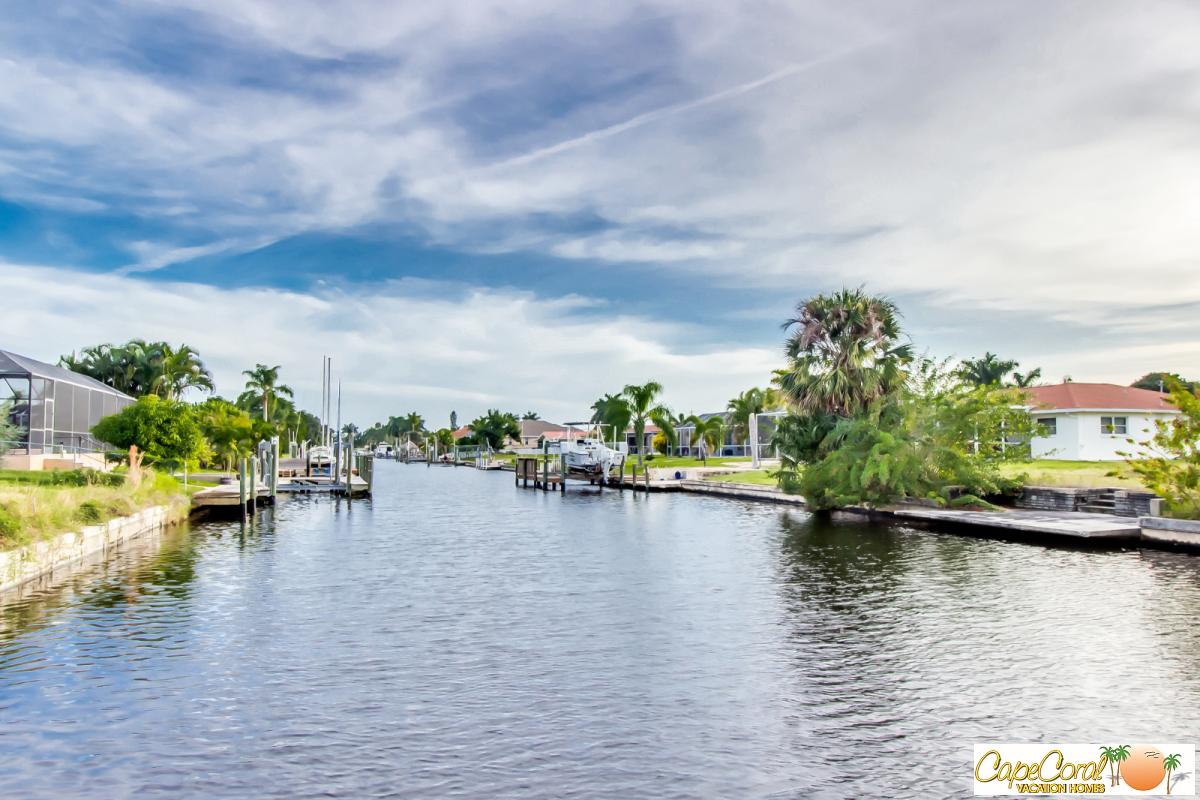 Beautiful_Canal_2