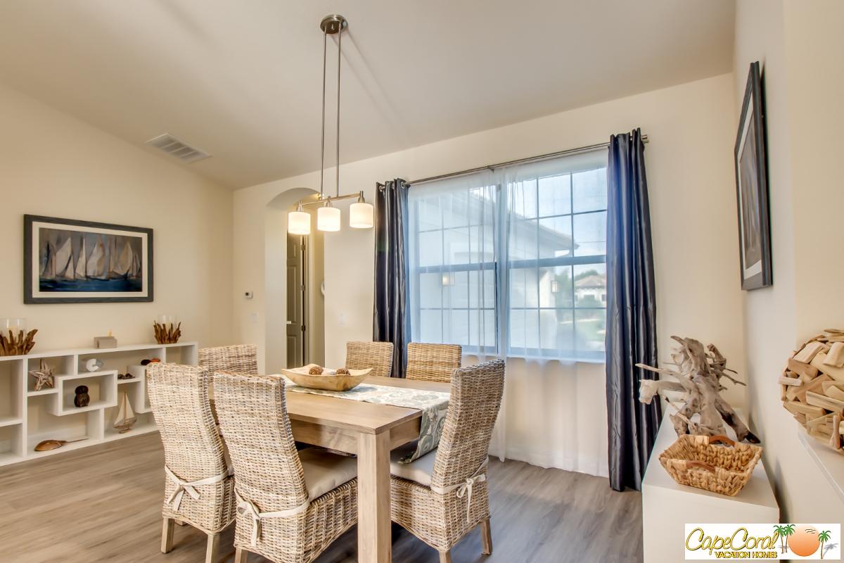 Dining_Room
