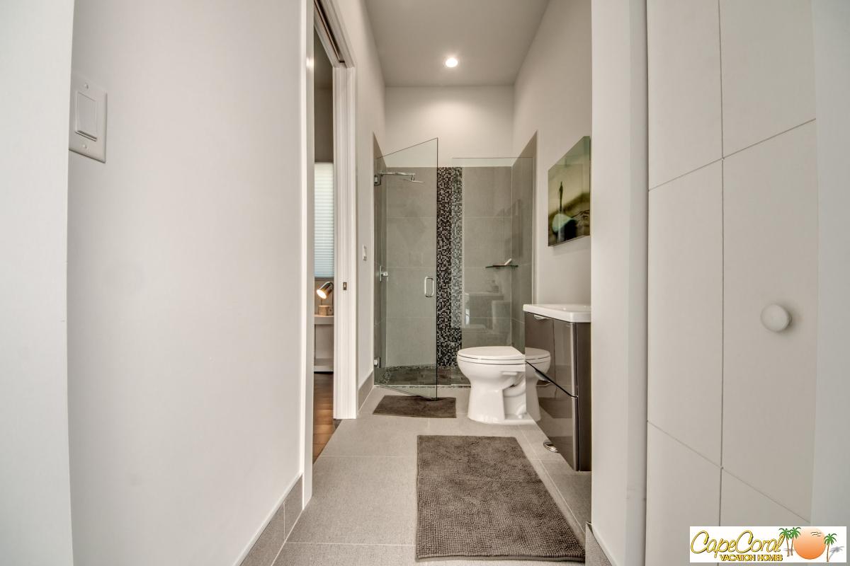 3rd_Bedrooms_Bathroom_1