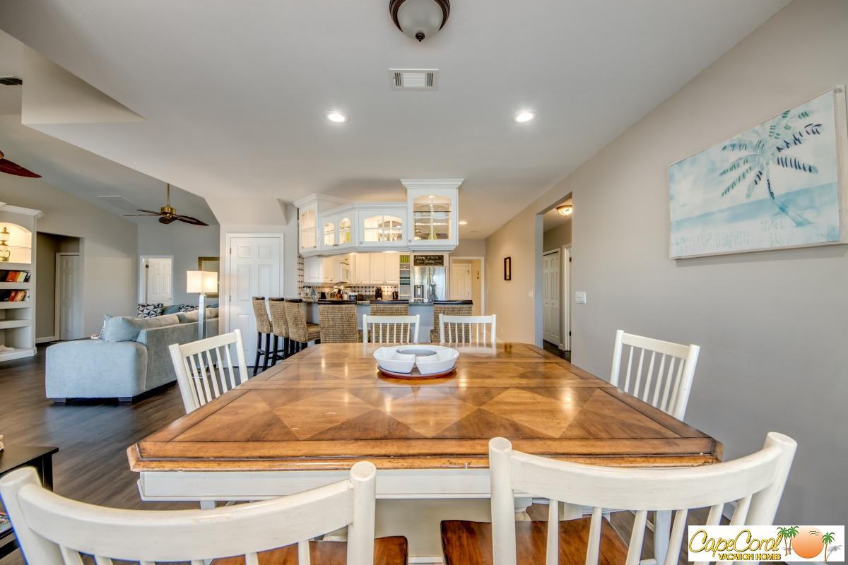 18-Dining-Room