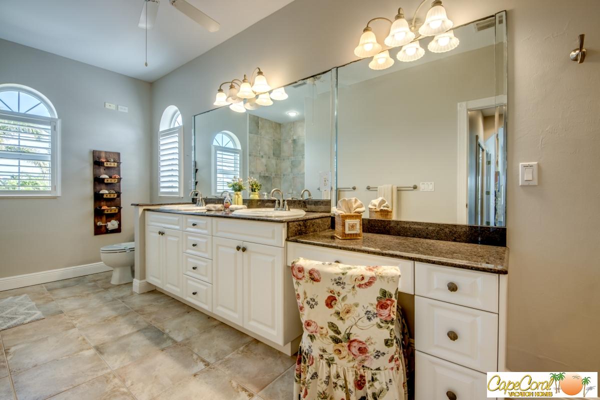 51-Master-Bathroom