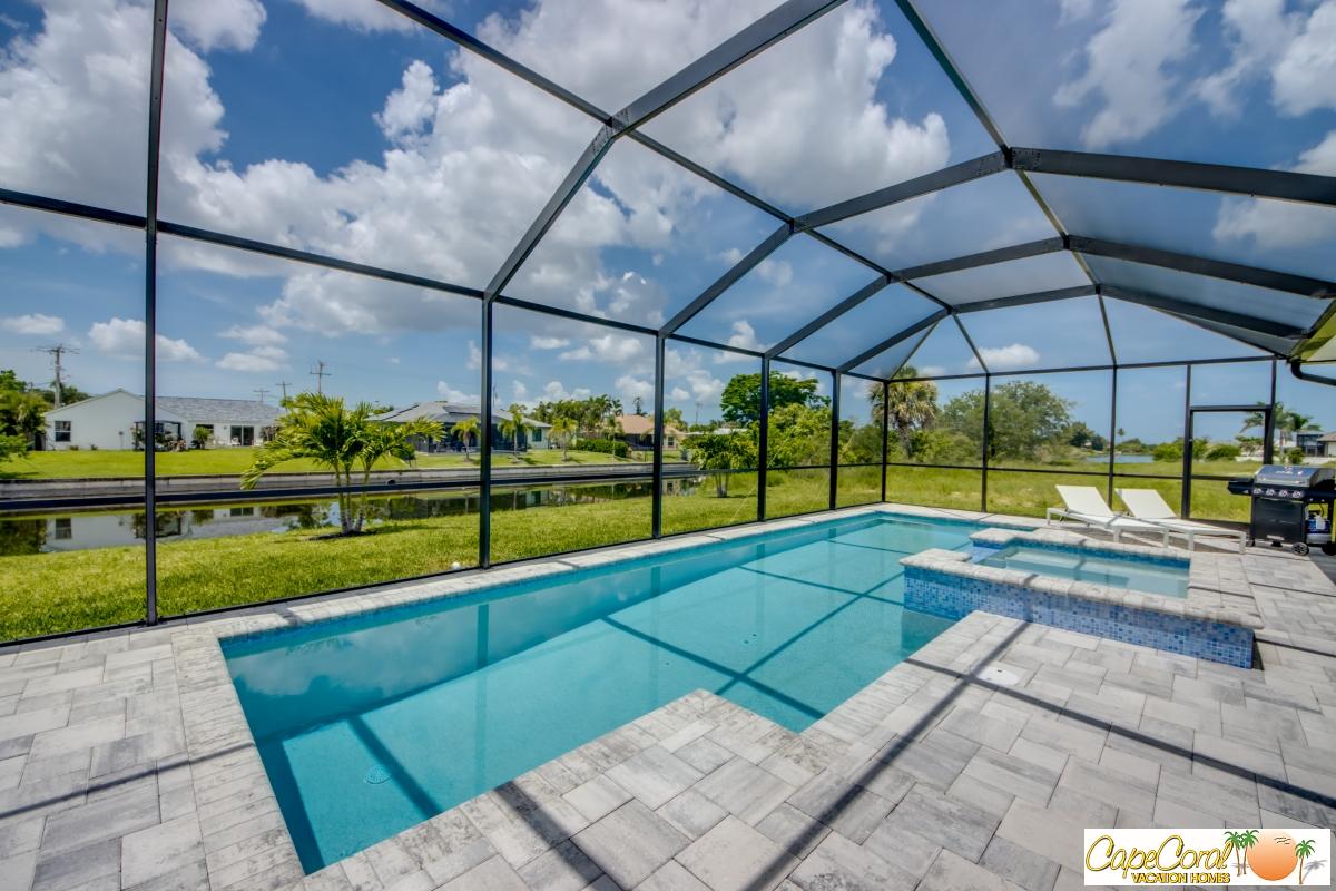64-Pool-Hot-Tub