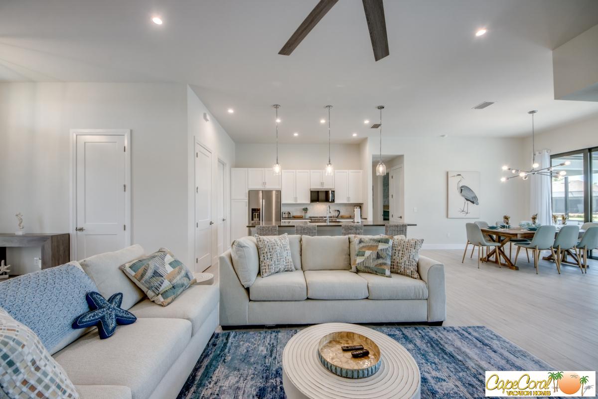 15-Family-Room