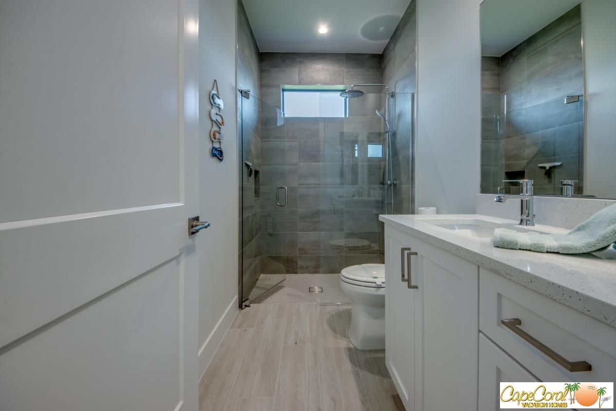 52-Guest-Bathroom