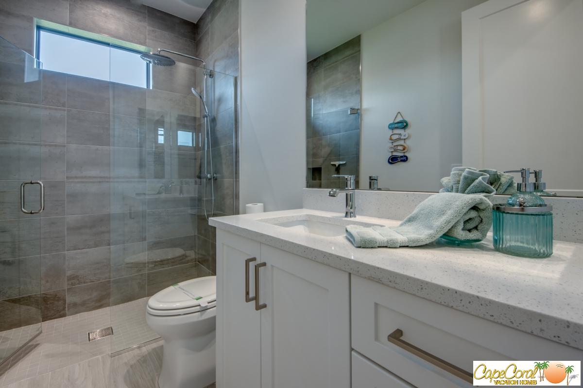 53-Guest-Bathroom