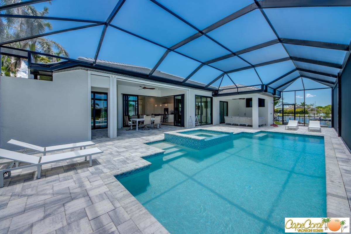 64-Pool-Hot-Tub