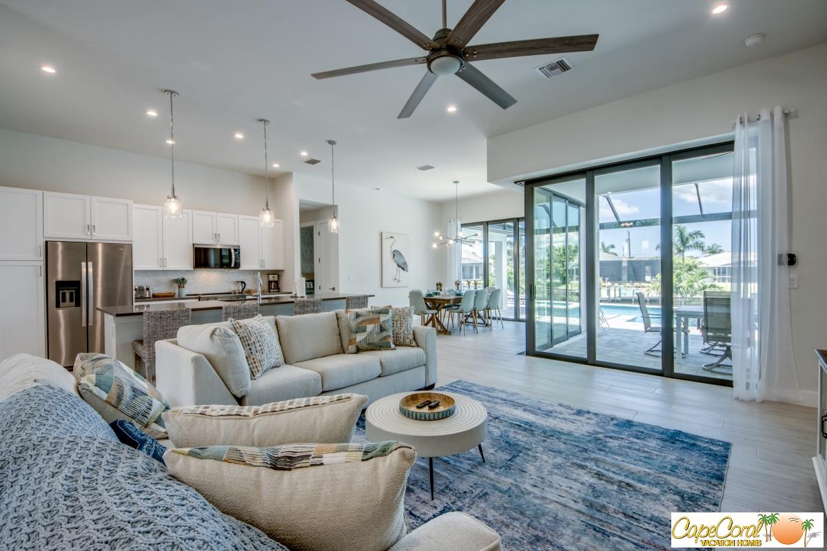 8-Family-Room