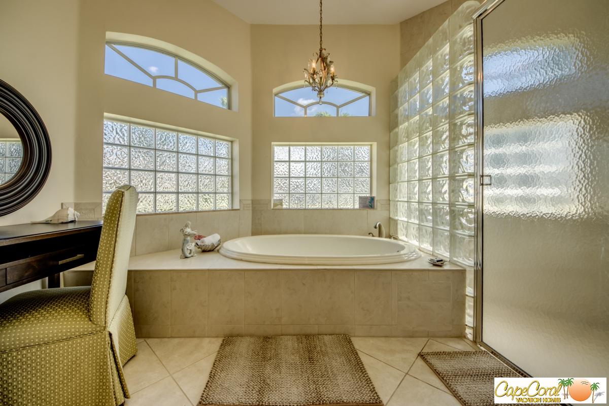 43-Master-Bathroom