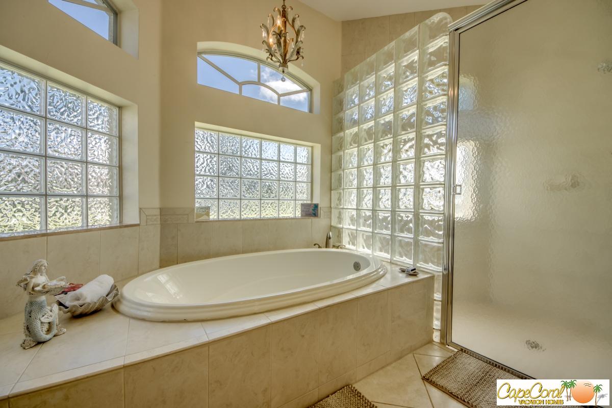 44-Master-Bathroom