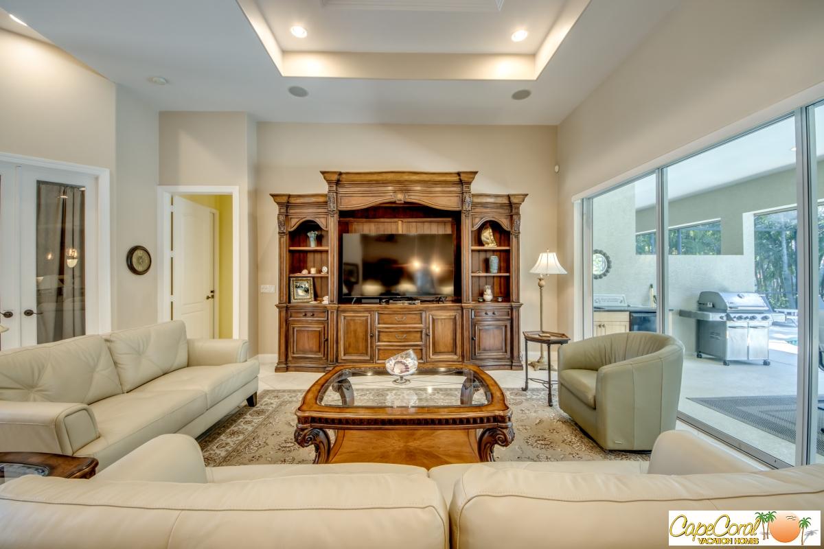 9-Family-Room