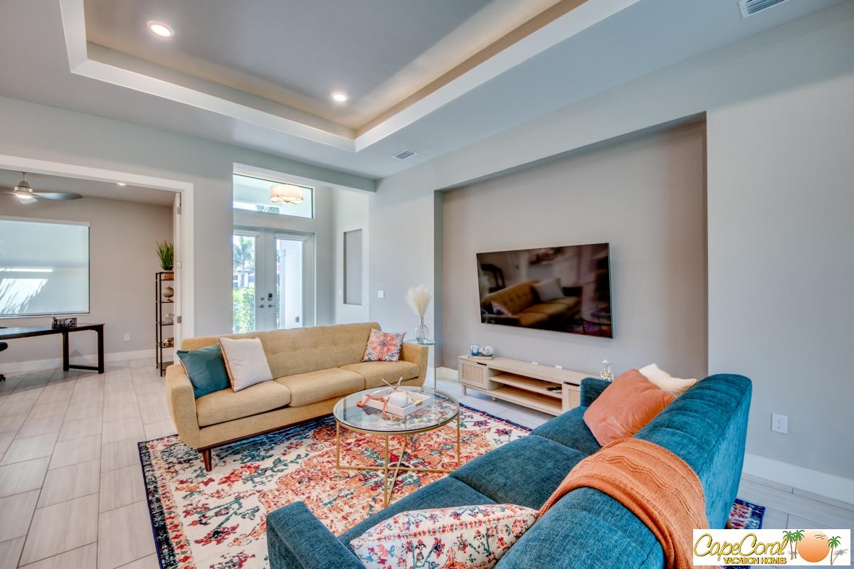 13-Family-Room