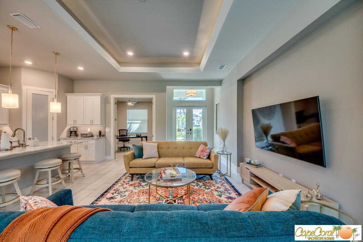 14-Family-Room