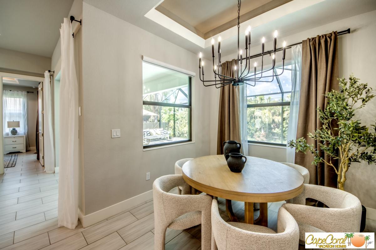 17-Dining-Room