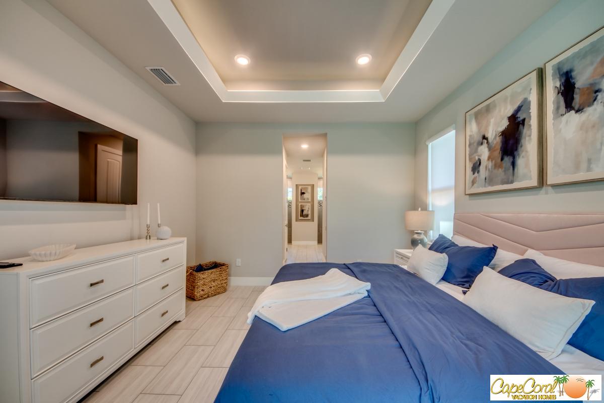 39-Master-Bedroom