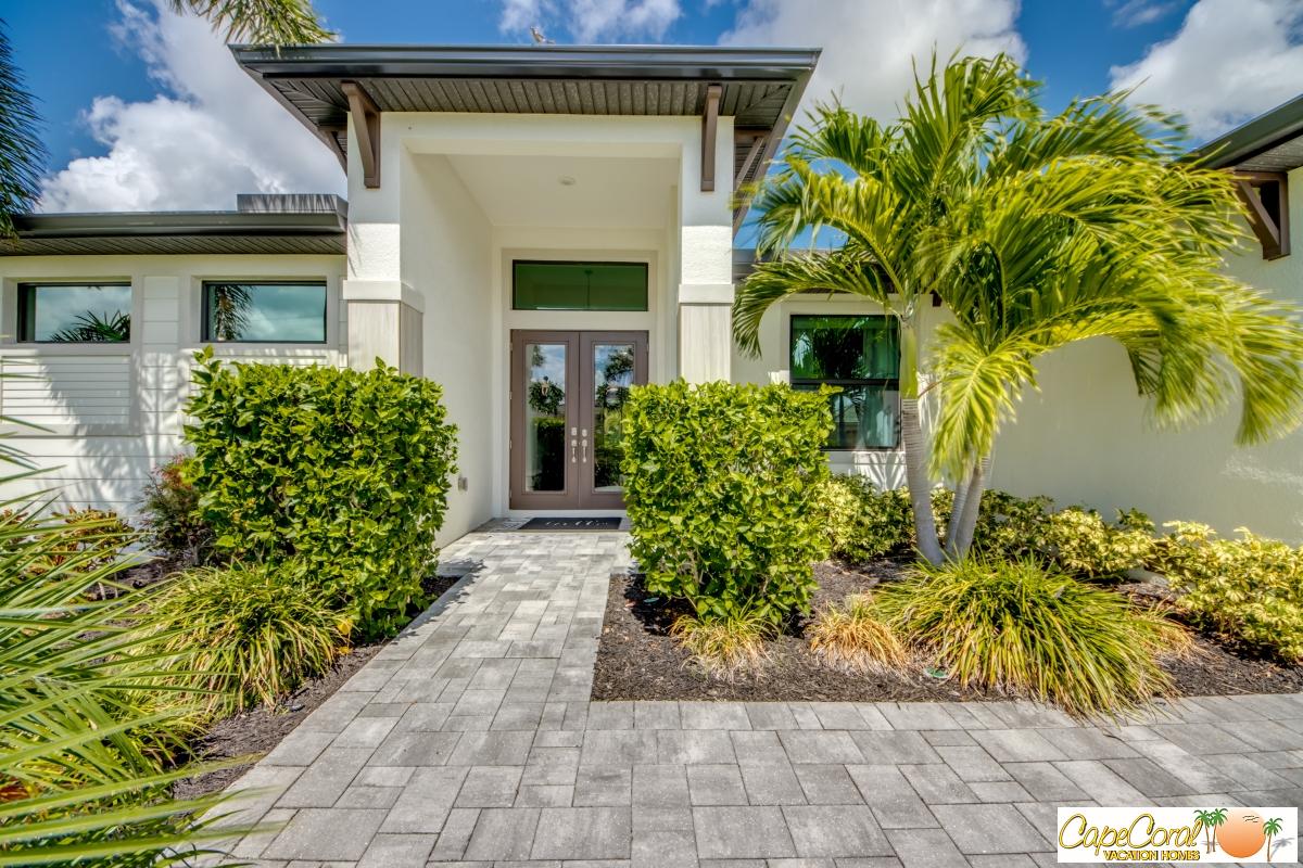 5-Villa-Entry