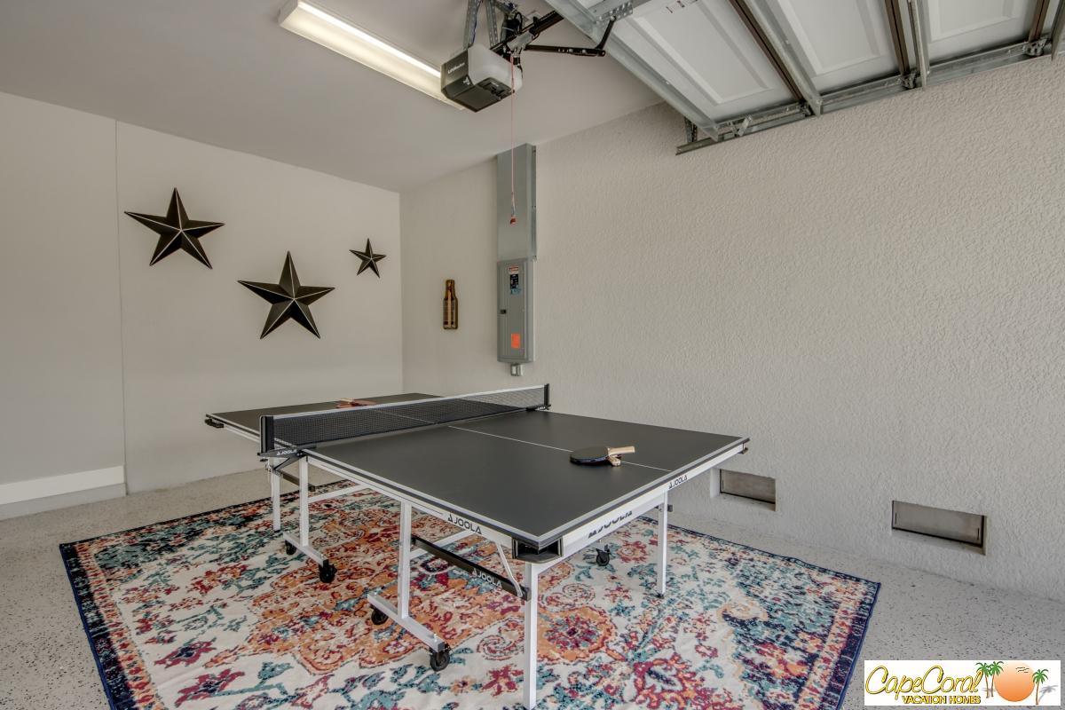 54-Game-Room-Garage
