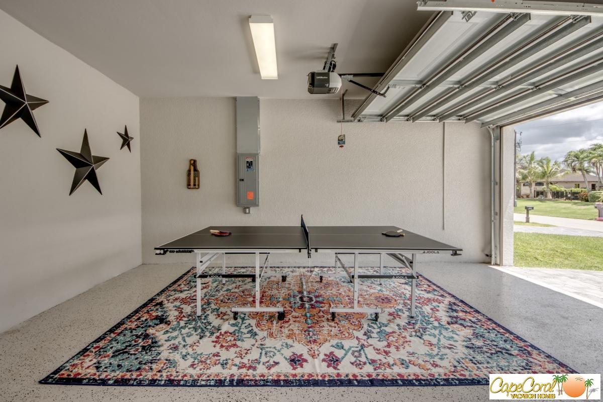 55-Game-Room-Garage