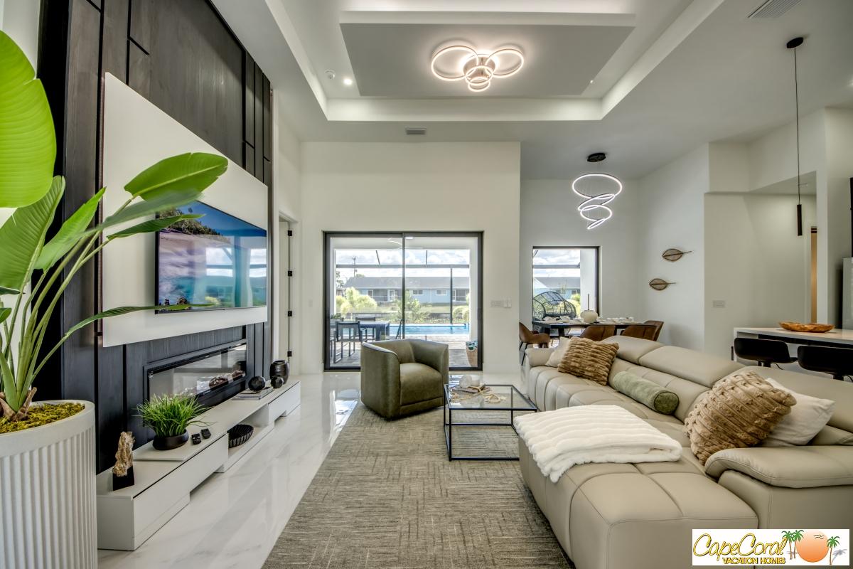 10-Family-Room