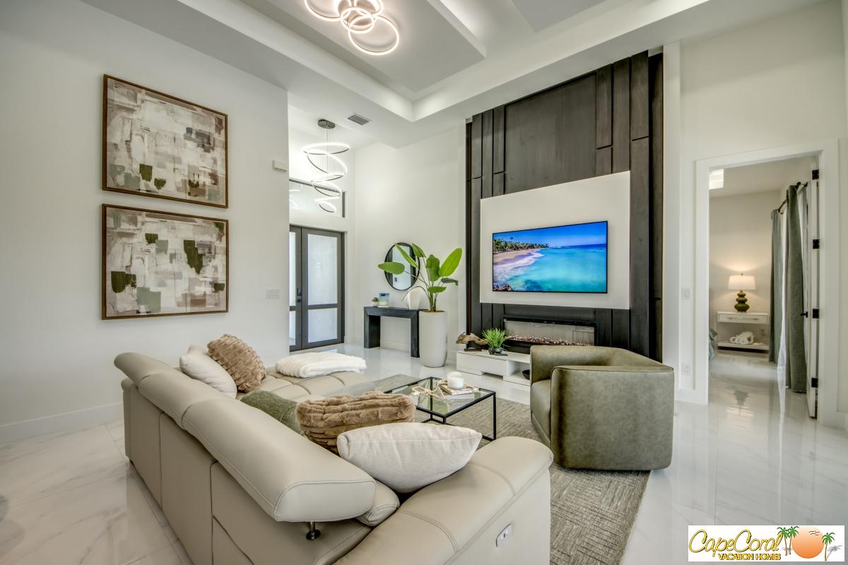 14-Family-Room
