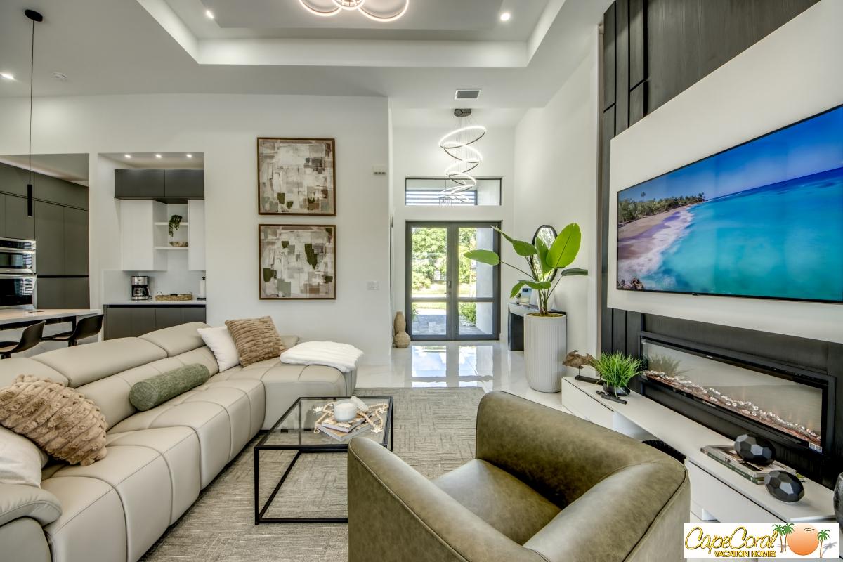 17-Family-Room