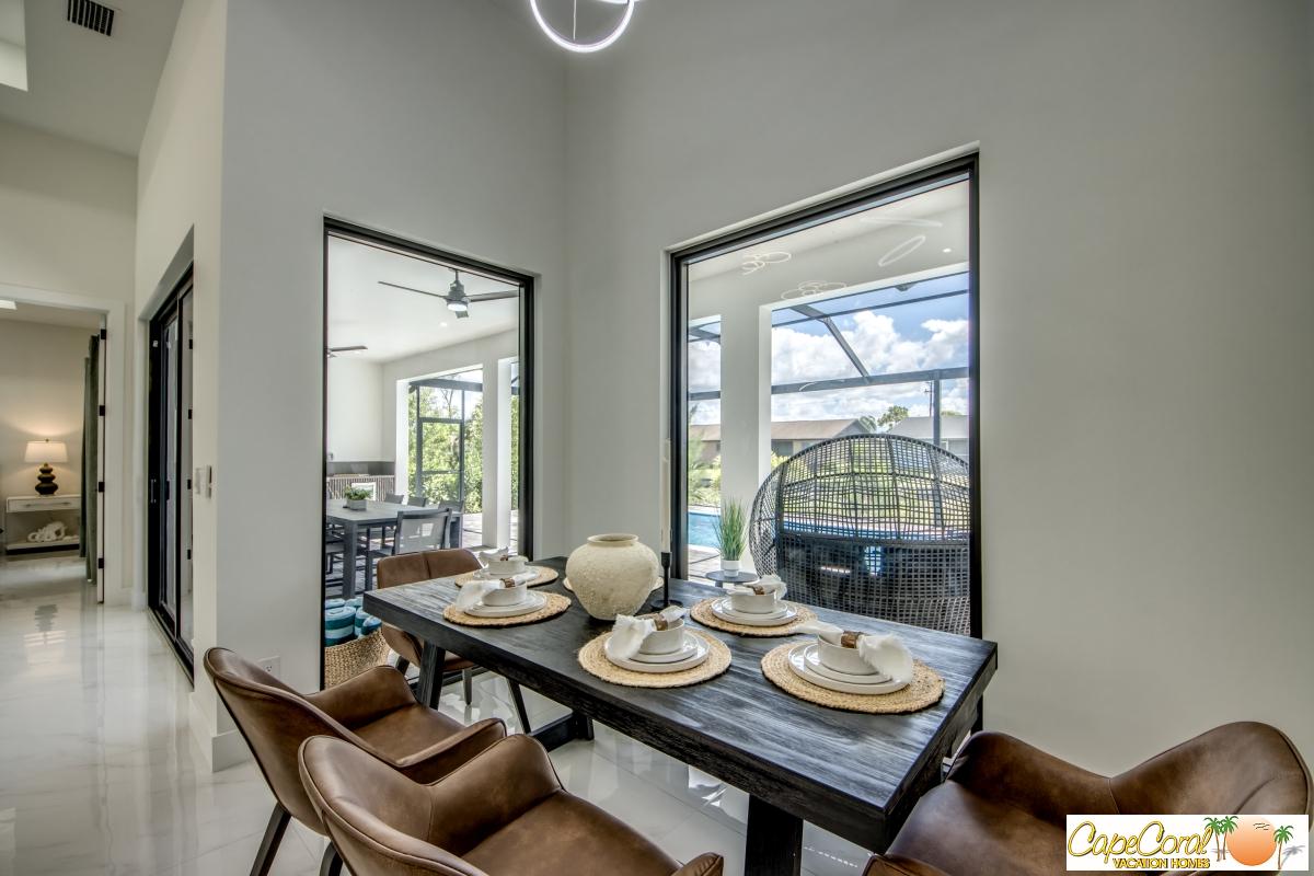 19-Dining-Room