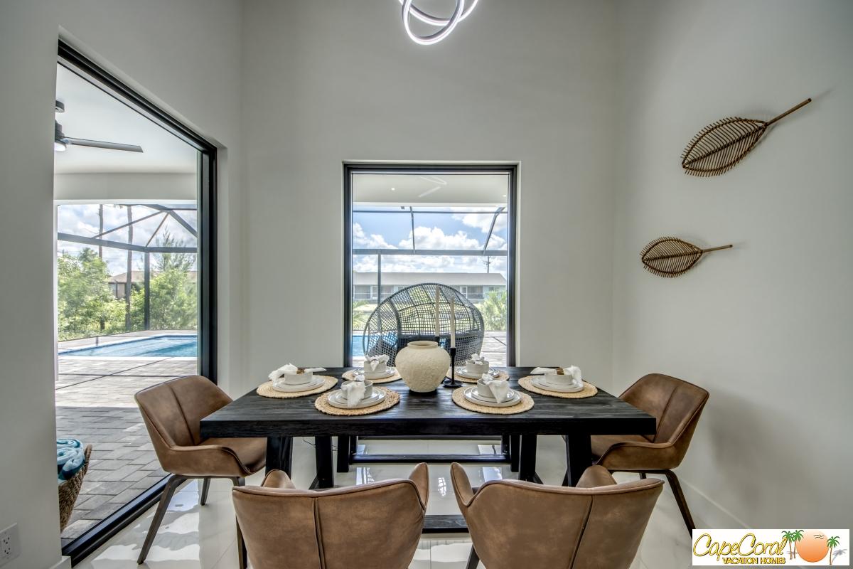 20-Dining-Room