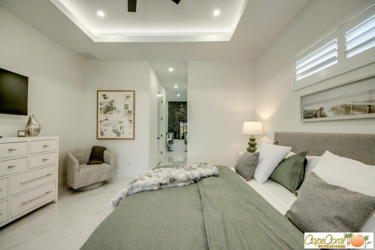 38-Master-Bedroom