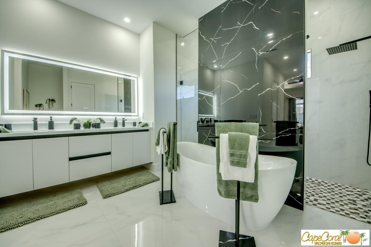 44-Master-Bathroom