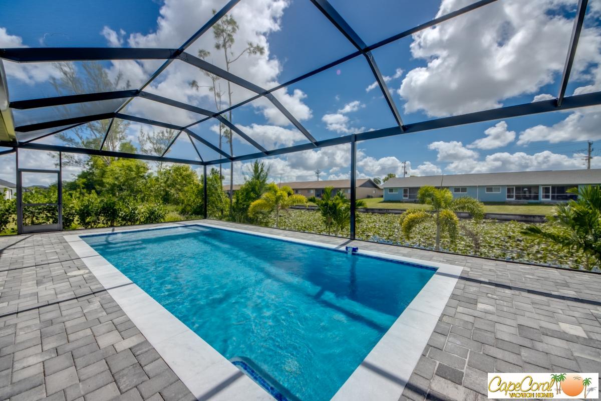 82-Pool